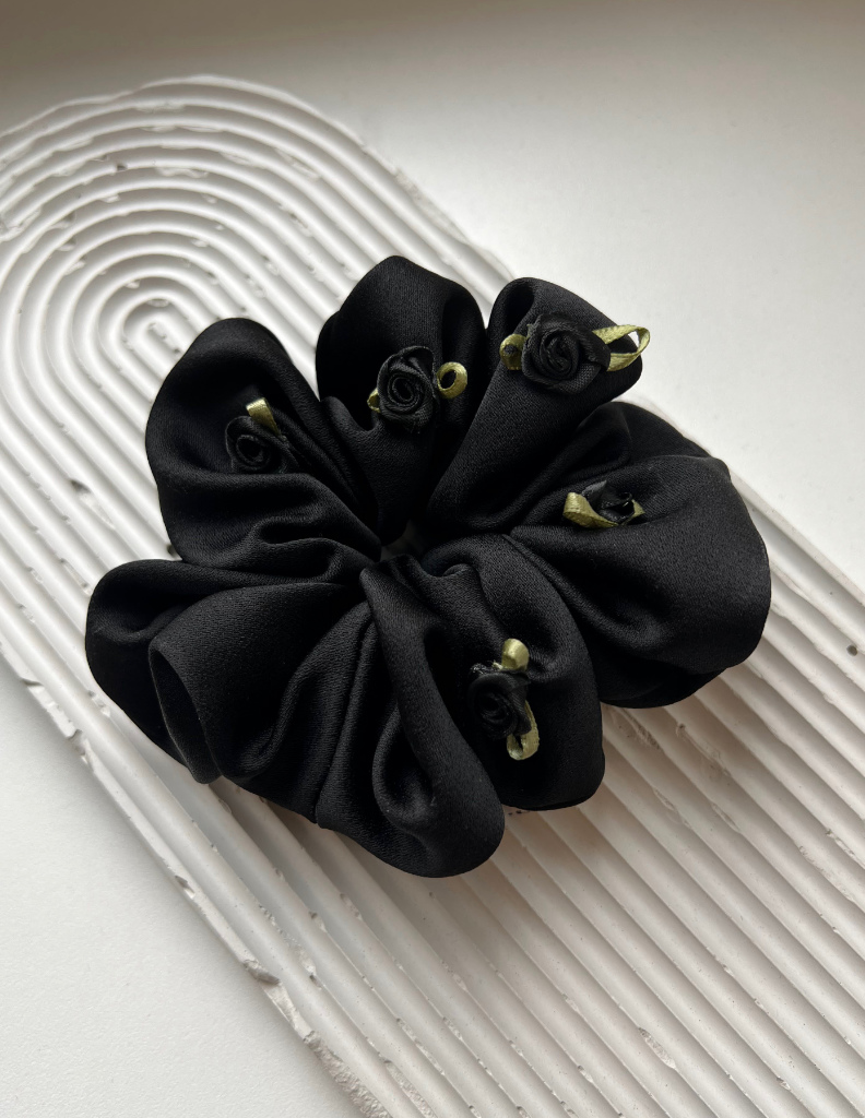 Matu Gumija Satin Black Rose