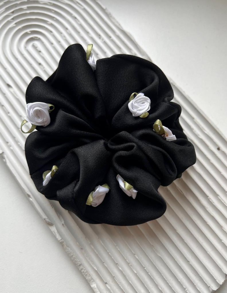 Matu Gumija Satin Black Rose