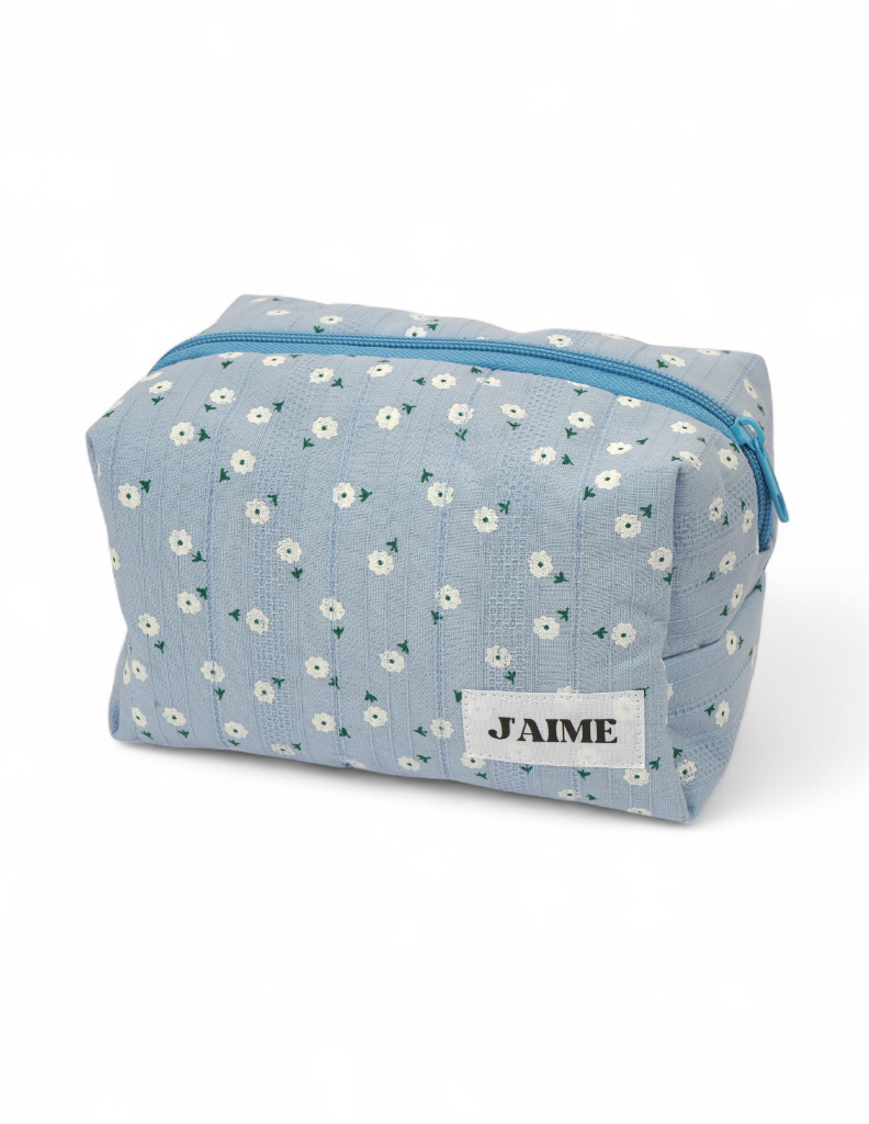 Cosmetic bag Blueberry dessert