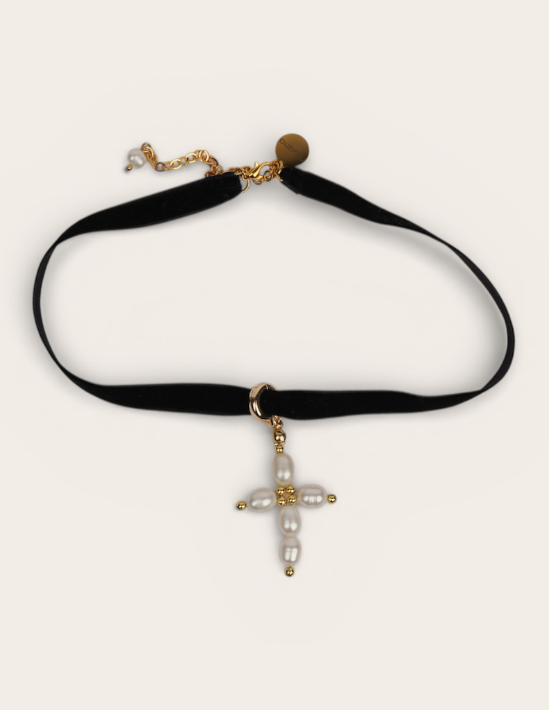 Necklace Pearl Cross